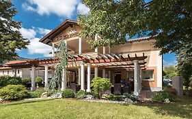 Guest House Tri Zvezde